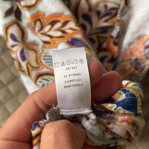 Loft Linen Tee - Picture 8 of 8